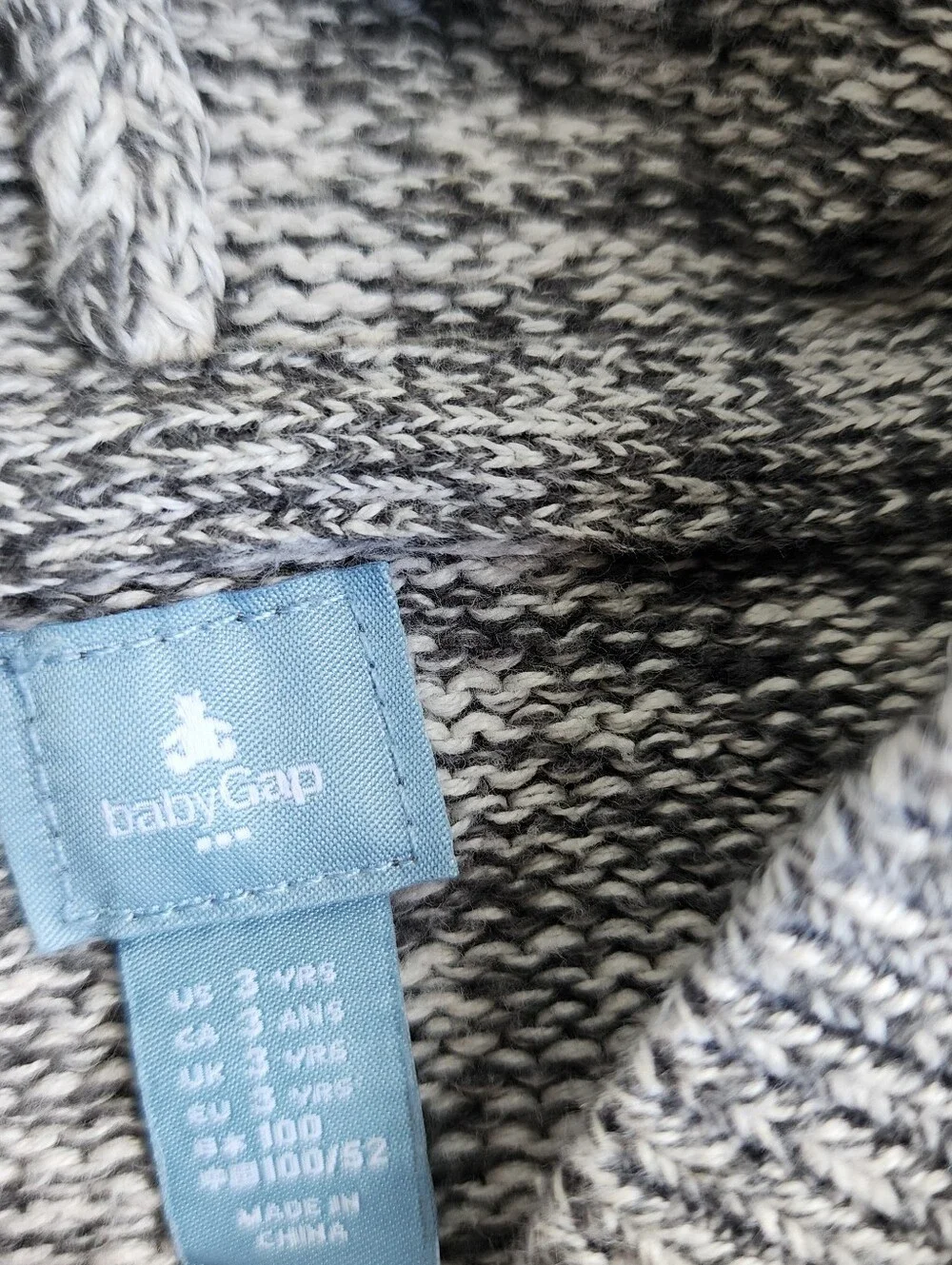 GAP baby gray
